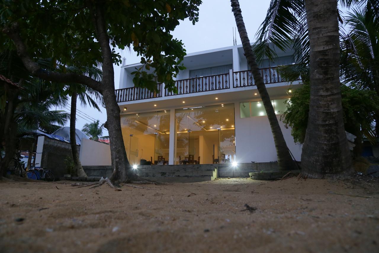 Lochana Beach Hotel Ettukala Exteriér fotografie
